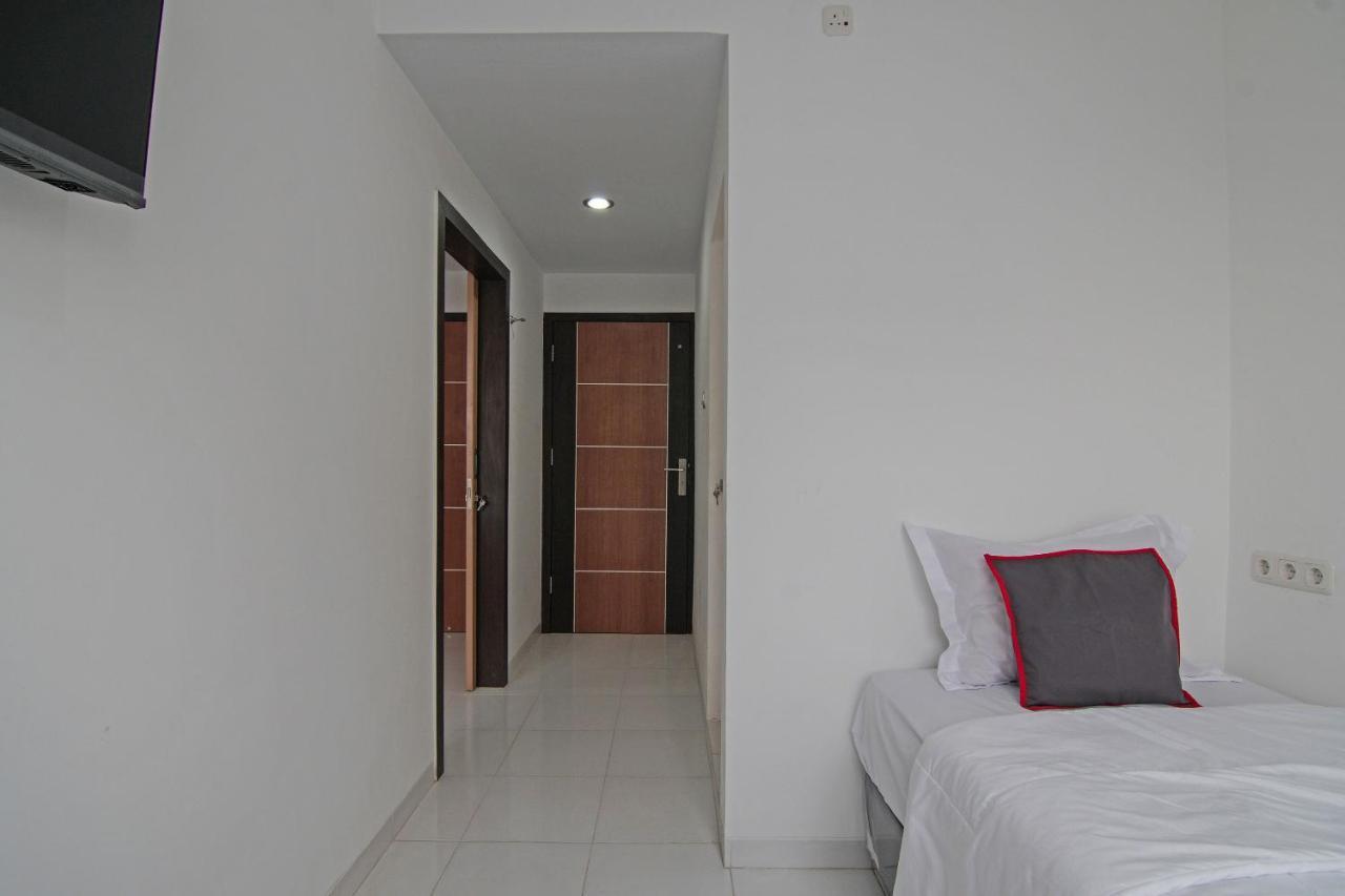Oyo 92300 Koala House Hotel Pekanbaru Ngoại thất bức ảnh