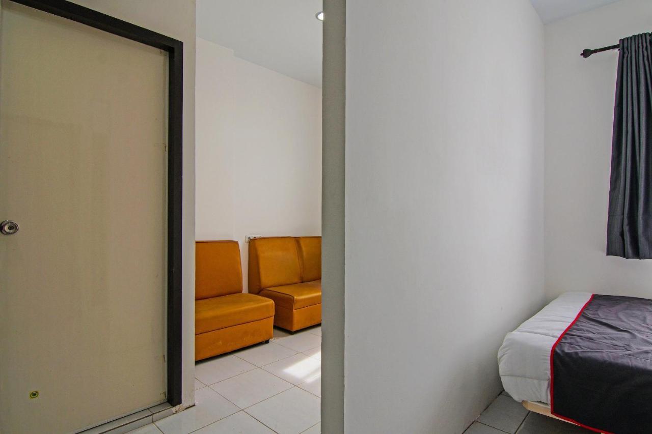 Oyo 92300 Koala House Hotel Pekanbaru Ngoại thất bức ảnh