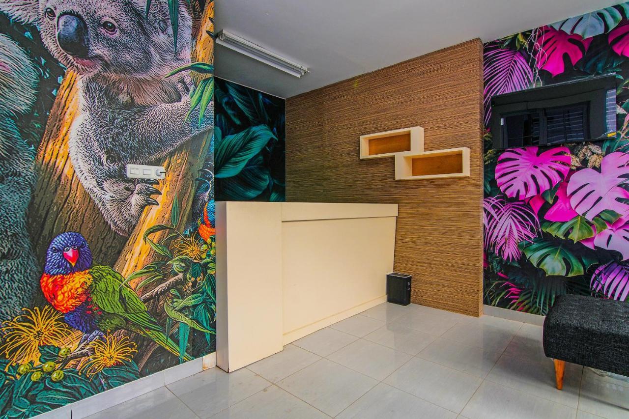 Oyo 92300 Koala House Hotel Pekanbaru Ngoại thất bức ảnh